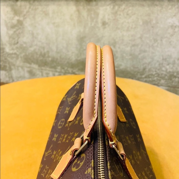 Authentic Louis Vuitton Speedy 30 (no to offfer) SOLD - Picture 3 of 16